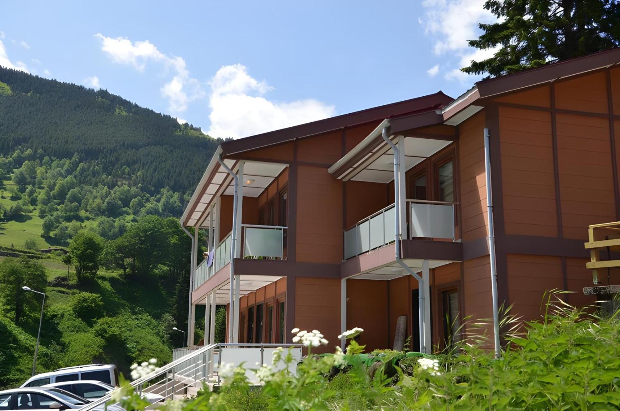 Villa Tapanoz Узунгьол Екстериор снимка